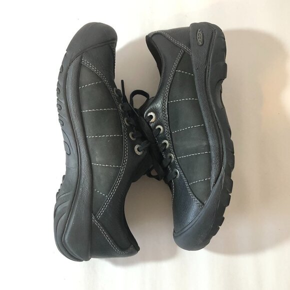 KEEN Women's Leather Low Top Sneaker Size 7 Black - Picture 11 of 12
